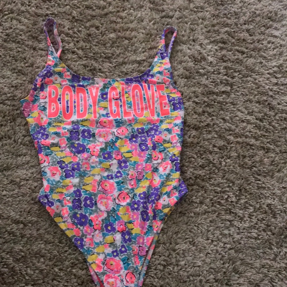 Body Glove swimsuit one piece high thigh
